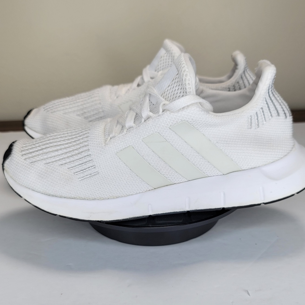 Adidas Originals Men's Swift Running Shoes Men's Size 8